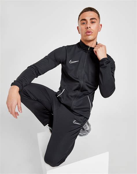 nike fitness kleidung herren|Sportbekleidung für Herren. Nike DE.